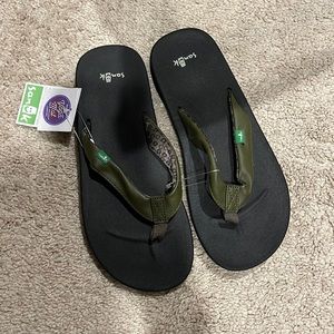 Sanuk flip flops